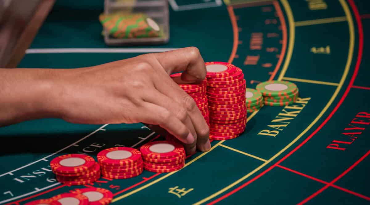 Chia sẻ kinh nghiệm Baccarat đến từ cao thủ casino online