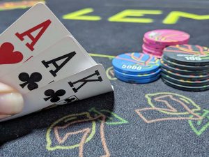 Tầm quan trọng của vị trí (Position) trong game Poker online